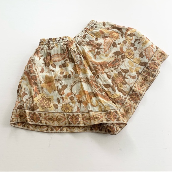 Spell & The Gypsy Hendrix Shorts - Picture 3 of 5